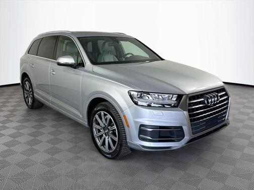 2019 Audi Q7 45 Premium Plus