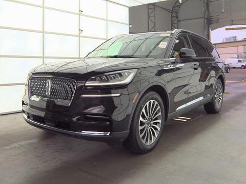 2023 Lincoln Aviator Standard AWD