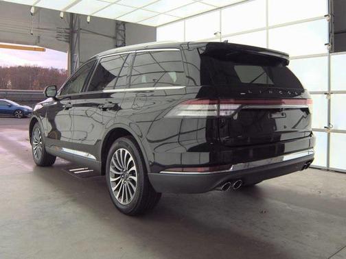 2023 Lincoln Aviator Standard AWD
