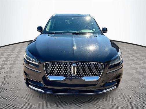 2023 Lincoln Aviator Standard AWD