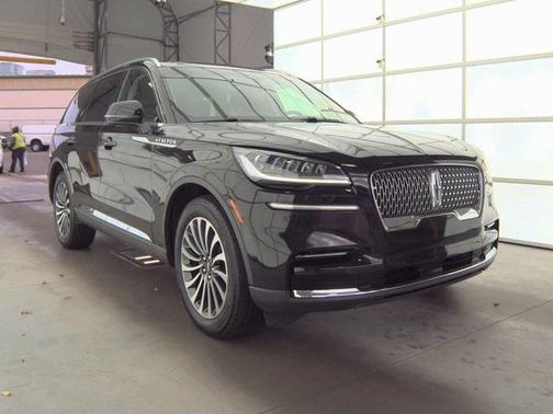 2023 Lincoln Aviator Standard AWD