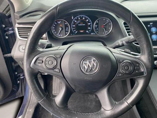 2017 Buick LaCrosse Essence