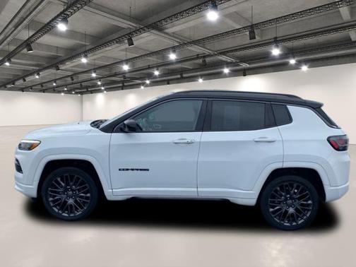 2022 Jeep Compass Altitude