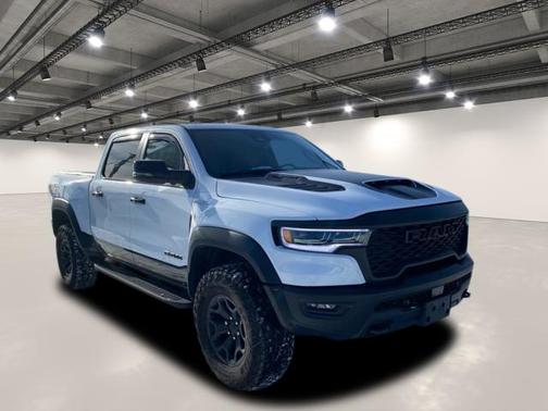 2025 RAM 1500 RHO