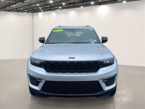 Silver Zynith 2024 Jeep Grand Cherokee Limited