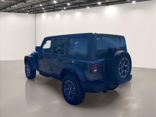 Granite Crystal Clearcoat Metallic 2026 Jeep Wrangler Sport