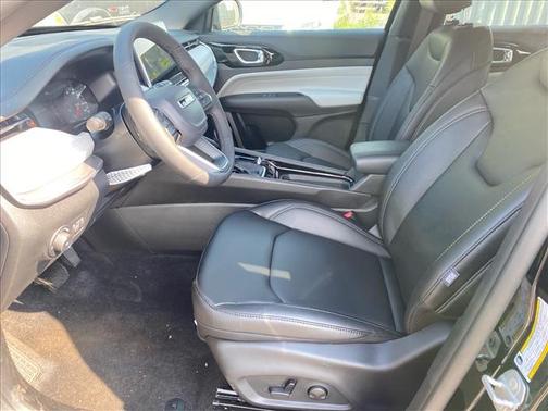 Diamond Black 2026 Jeep Compass Limited