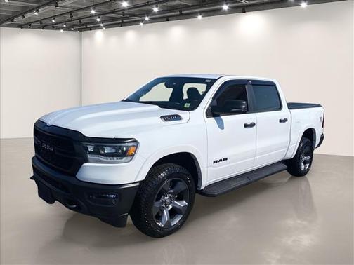 Bright White Clearcoat 2023 RAM 1500 Big Horn