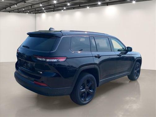 Diamond Black 2026 Jeep Grand Cherokee L Limited