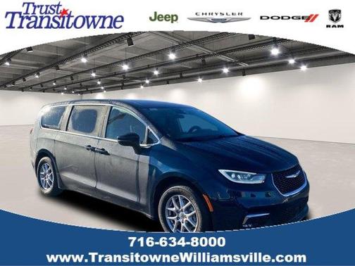 Fathom Blue Pearlcoat 2023 Chrysler Pacifica Touring-L