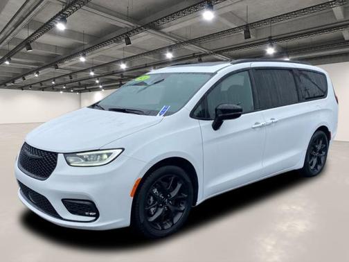 2024 Chrysler Pacifica Limited