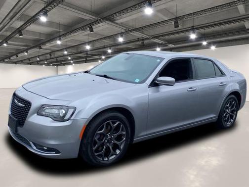 2018 Chrysler 300 S