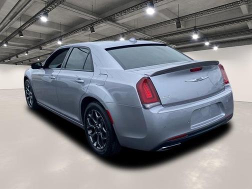 2018 Chrysler 300 S