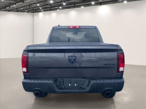 Granite Crystal Clearcoat Metallic 2023 RAM 1500 Classic SLT