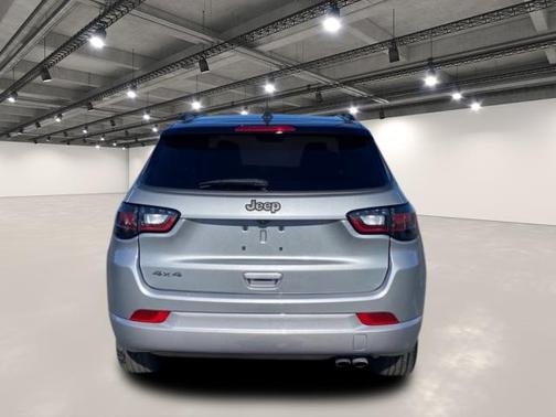 2022 Jeep Compass Altitude