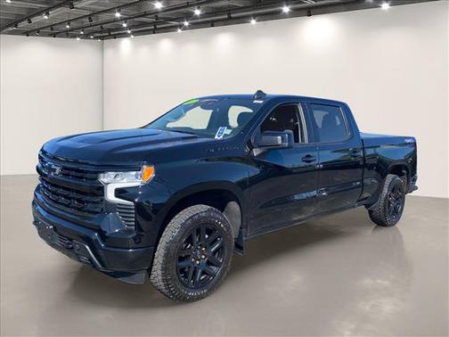 Black 2022 Chevrolet Silverado 1500 RST
