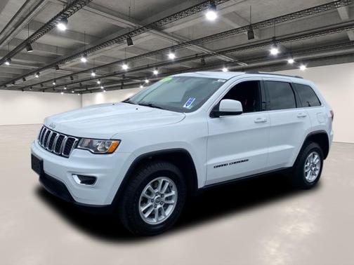 2020 Jeep Grand Cherokee Laredo E