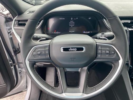 2025 Jeep Grand Cherokee Laredo X