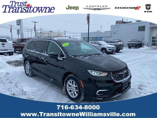 2022 Chrysler Pacifica Touring-L