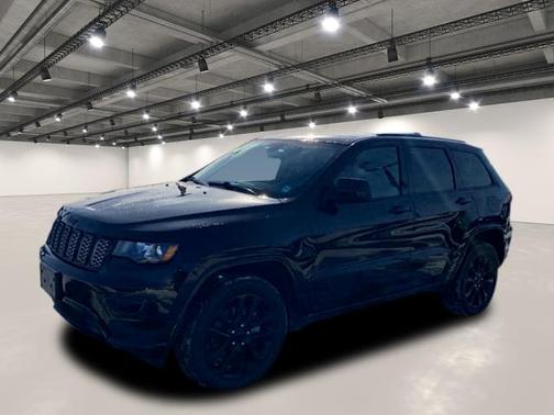 2022 Jeep Grand Cherokee WK Laredo