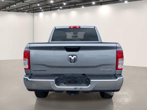 Billet Silver Metallic Clearcoat 2024 RAM 2500 Big Horn