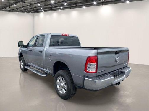 Billet Silver Metallic Clearcoat 2024 RAM 2500 Big Horn