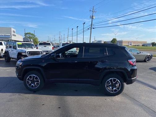 2024 Jeep Compass Trailhawk