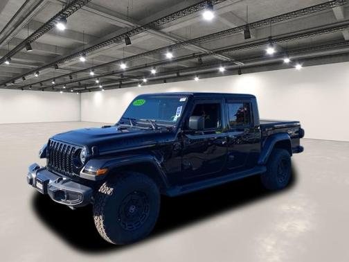 2023 Jeep Gladiator Sport