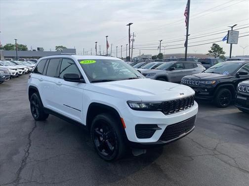2023 Jeep Grand Cherokee Altitude