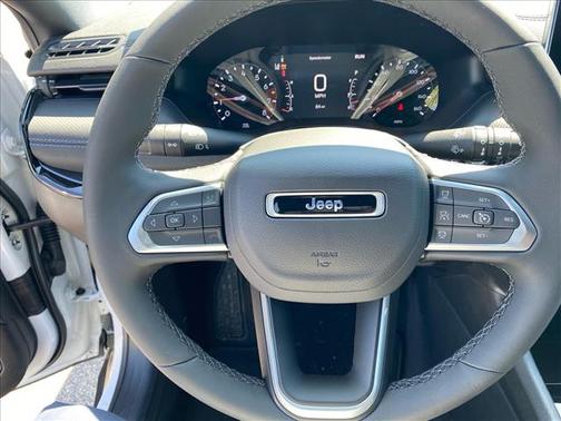 Bright White Clearcoat 2026 Jeep Compass Limited