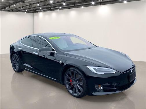 2020 Tesla Model S Performance