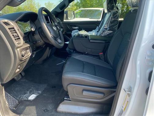 Bright White Clearcoat 2026 RAM 1500 Tradesman