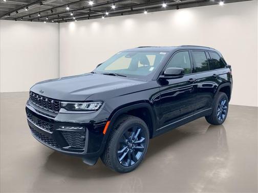 Diamond Black 2026 Jeep Grand Cherokee Limited