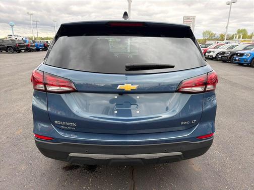 Lakeshore Blue Metallic 2024 Chevrolet Equinox LT