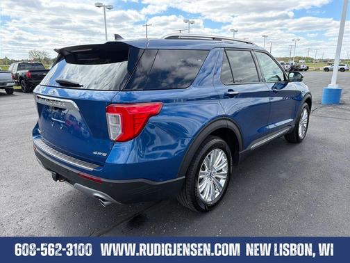 Blue Metallic 2023 Ford Explorer Limited