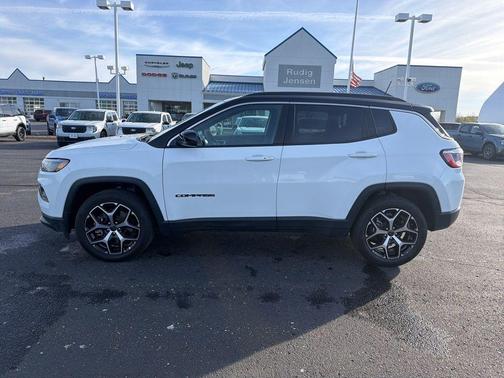 Bright White Clearcoat 2025 Jeep Compass Limited