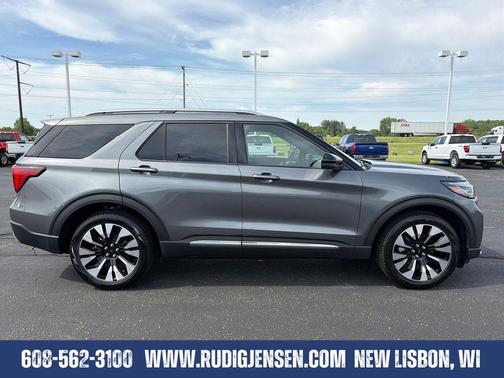 Gray Metallic 2026 Ford Explorer Platinum
