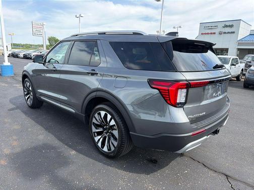 Gray Metallic 2026 Ford Explorer Platinum