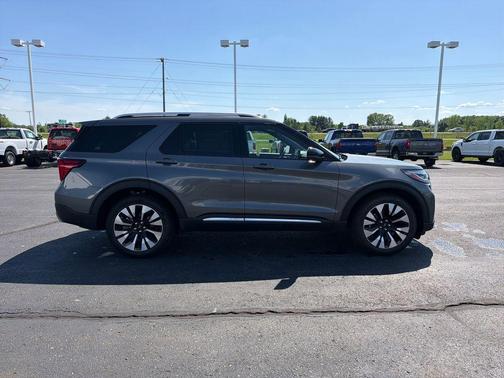 Gray Metallic 2026 Ford Explorer Platinum