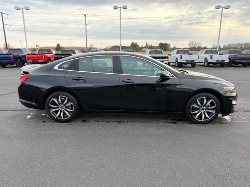 2023 Chevrolet Malibu RS