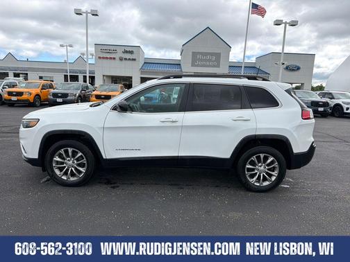 Bright White Clearcoat 2022 Jeep Cherokee Latitude Lux