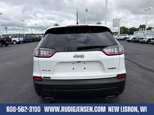 Bright White Clearcoat 2022 Jeep Cherokee Latitude Lux
