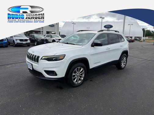 Bright White Clearcoat 2022 Jeep Cherokee Latitude Lux