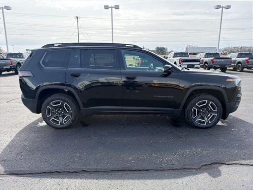 Diamond Black 2026 Jeep Cherokee LAREDO/LIMITED