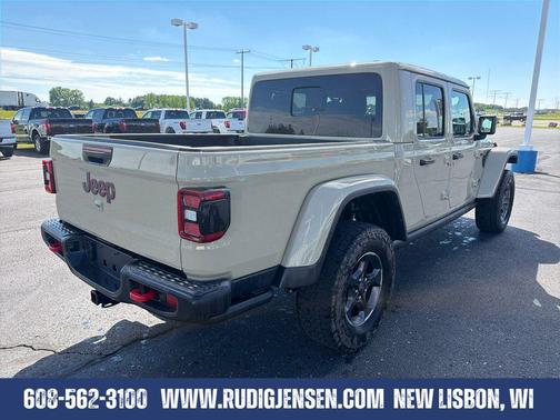 Limited Edition Gobi Clearcoat 2022 Jeep Gladiator Rubicon