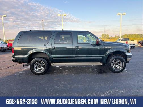 Green 2003 Ford Excursion Limited