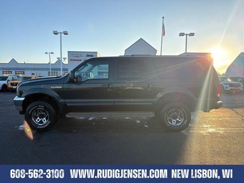 Green 2003 Ford Excursion Limited
