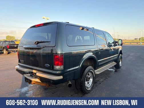 Green 2003 Ford Excursion Limited