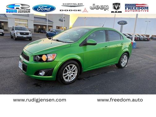 Dragon Green Metallic 2014 Chevrolet Sonic LT