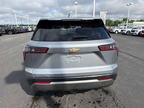 Sterling Gray Metallic 2026 Chevrolet Equinox LT